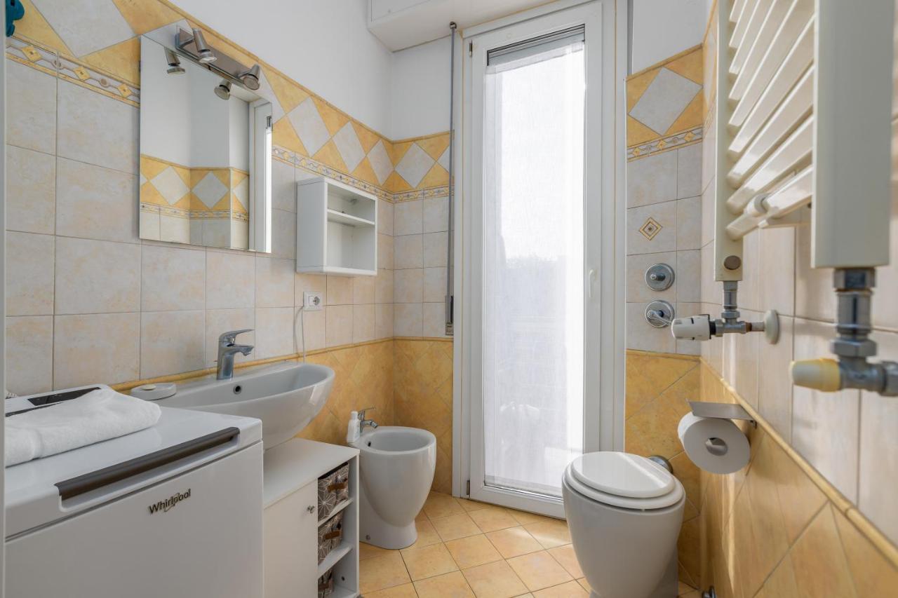 Maiolica Apartment - Free Parking And Great Connection To Linate And Duomo Milan Exterior photo
